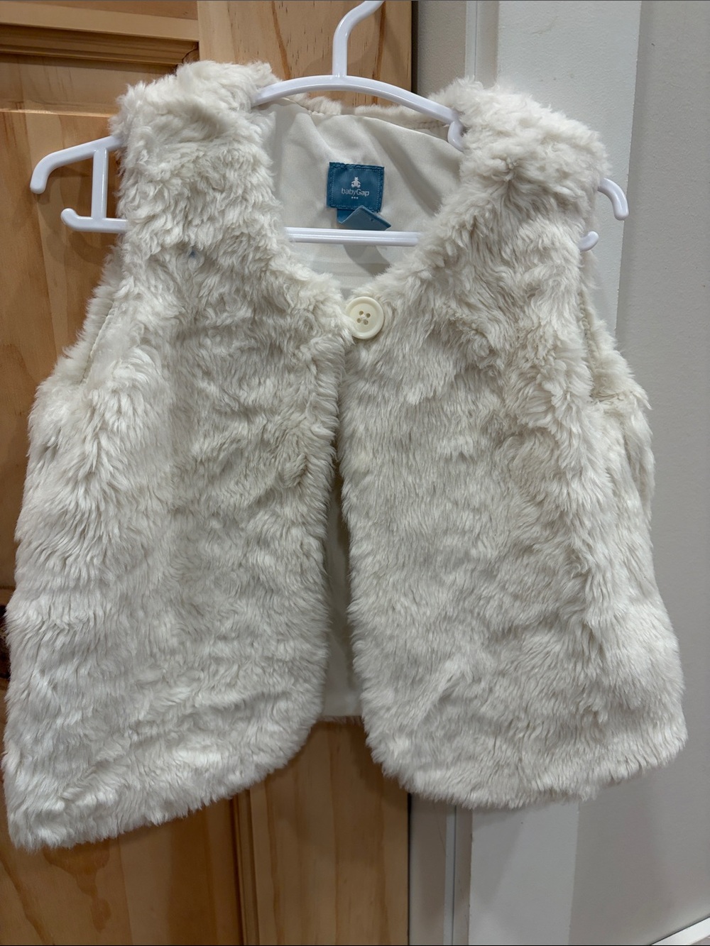 GAP Ivory Faux Fur Girls Vest